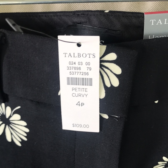 Petite spring and summer pants. 4P curvy NWT - Picture 2 of 3